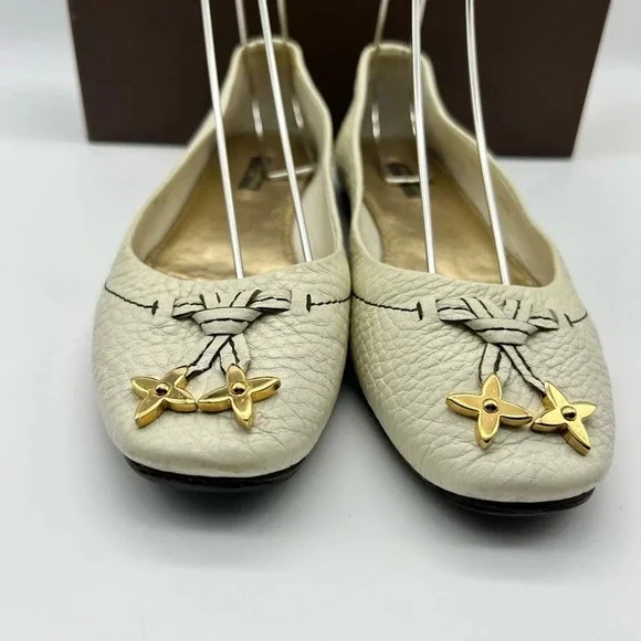 Louis Vuitton LV Logo Ballet Flats Shoes Womens Size 37.5 Beige White - Picture 14 of 16